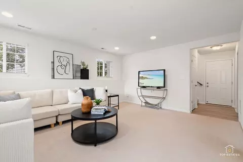 Other - 4450 Monroe Ct, Naperville, IL 60564 photo 8 of 10