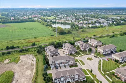 View/Area - 4450 Monroe Ct, Naperville, IL 60564 photo 6 of 8