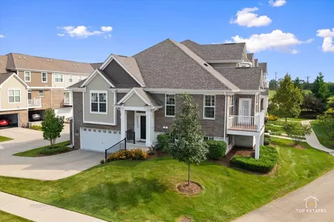 4450 Monroe Ct, Naperville, IL 60564