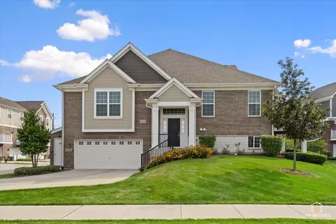 Exterior - 4450 Monroe Ct, Naperville, IL 60564 photo 1 of 4