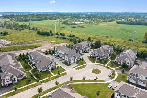 View/Area - 4450 Monroe Ct, Naperville, IL 60564 photo 2 of 8