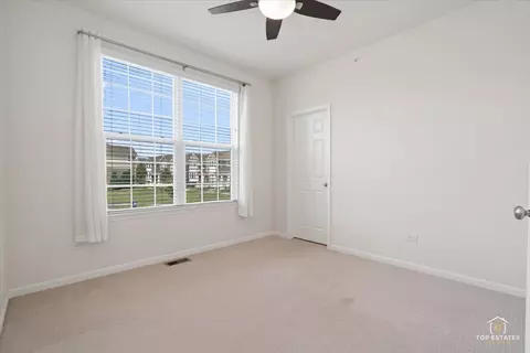 Bedroom - 4450 Monroe Ct, Naperville, IL 60564 photo 3 of 4