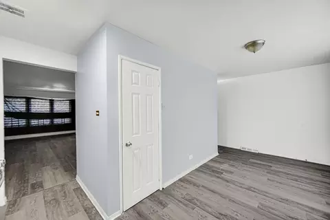 Entry Way - 2303 E 100th St, Chicago, IL 60617 photo 1 of 2