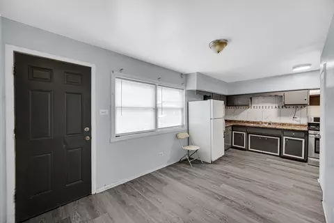 Entry Way - 2303 E 100th St, Chicago, IL 60617 photo 2 of 2