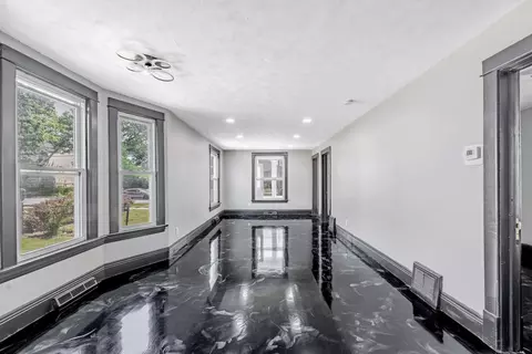 Living - 75 W 23rd St, Chicago Heights, IL 60411 photo 2 of 2