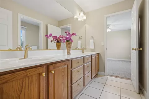 Bath - 409 Whispering Pines Cc Ln, Normal, IL 61761 photo 6 of 6