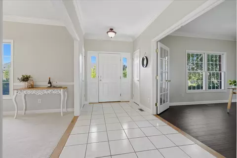 Entry Way - 409 Whispering Pines Cc Ln, Normal, IL 61761 photo 3 of 5