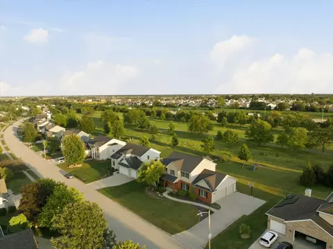 View/Area - 409 Whispering Pines Cc Ln, Normal, IL 61761 photo 3 of 5
