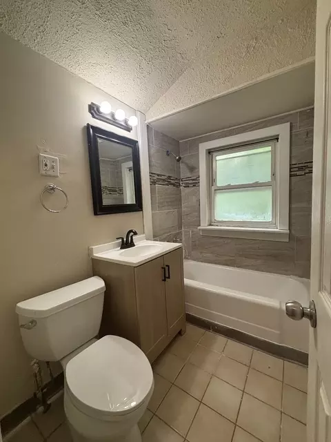 Bath - 2108 E 95th Pl, Chicago, IL 60617 photo 2 of 2