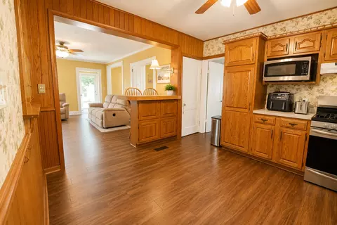 Other - 810 Hemlock Ave, Dixon, IL 61021 photo 2 of 6