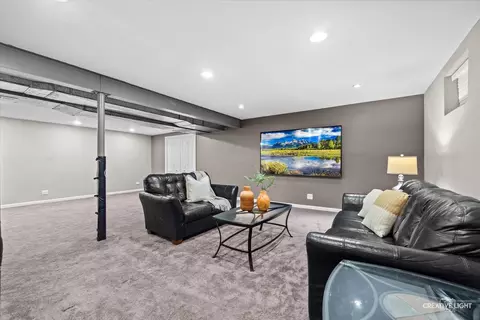 Living - 615 E Bailey Rd, Naperville, IL 60565 photo 4 of 4
