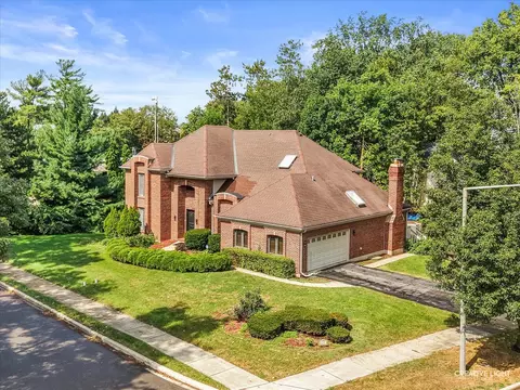 View/Area - 615 E Bailey Rd, Naperville, IL 60565 photo 2 of 4