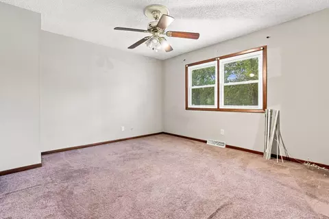 Bedroom - 1120 Joel Ave, Aurora, IL 60505 photo 4 of 6