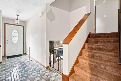 Entry Way - 1120 Joel Ave, Aurora, IL 60505 photo 1 of 2