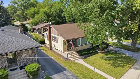 View/Area - 17946 Hickory St, Lansing, IL 60438 photo 1 of 5