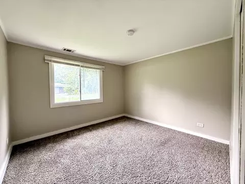 Bedroom - 54 Monee Rd, Park Forest, IL 60466 photo 3 of 3