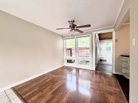 Living - 54 Monee Rd, Park Forest, IL 60466 photo 2 of 6