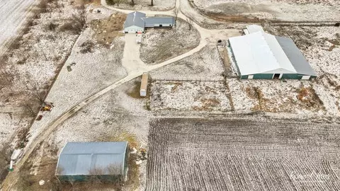 View/Area - 6255 W State Route 17 Rd, Kankakee, IL 60901 photo 5 of 6