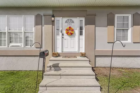 Exterior - 533 N Macon St, Bement, IL 61813 photo 4 of 11