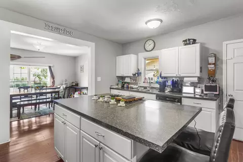 Kitchen - 533 N Macon St, Bement, IL 61813 photo 2 of 2