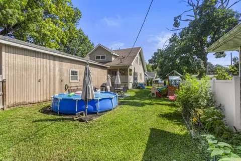 Exterior - 533 N Macon St, Bement, IL 61813 photo 9 of 11