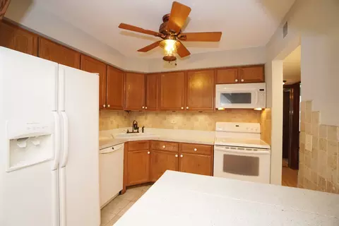 Kitchen - 1101 Pleasant Run Dr #1014, Wheeling, IL 60090 photo 1 of 2
