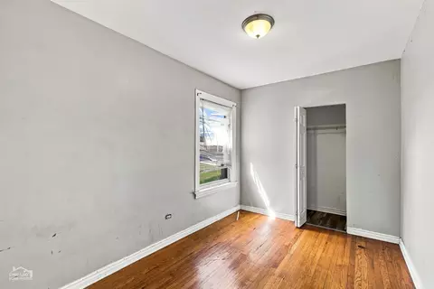 610 E 87th Pl, Chicago, IL 60619 photo 9