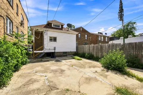 610 E 87th Pl, Chicago, IL 60619 photo 14