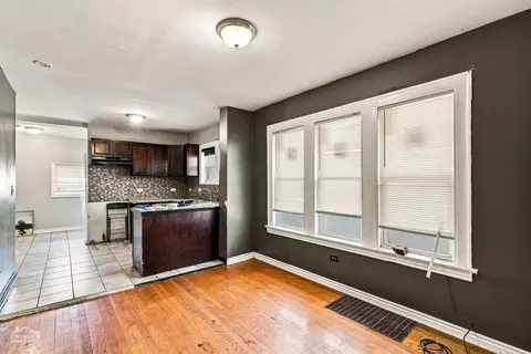 610 E 87th Pl, Chicago, IL 60619 photo 5