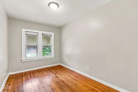 610 E 87th Pl, Chicago, IL 60619 photo 3