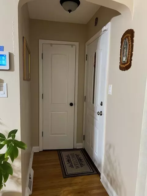 3650 W 68th St, Chicago, IL 60629 photo 3