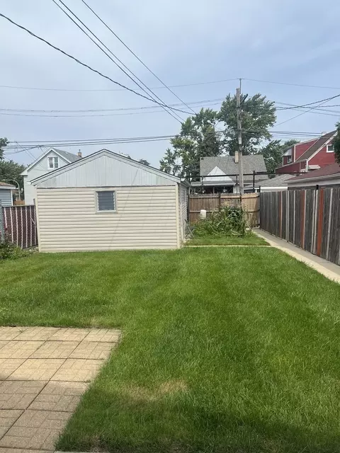 3650 W 68th St, Chicago, IL 60629 photo 8