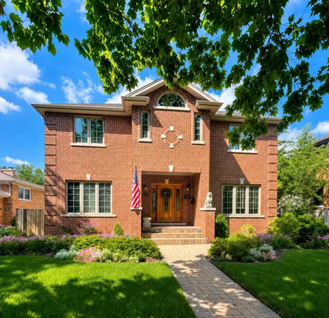 708 S Lincoln Ave, Park Ridge, IL 60068
