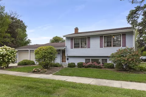 846 Hammerschmidt Ave, Lombard, IL 60148