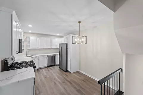 Kitchen - 107 Honeysuckle Ct, Rolling Meadows, IL 60008 photo 1 of 1