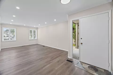 Living - 107 Honeysuckle Ct, Rolling Meadows, IL 60008 photo 1 of 1