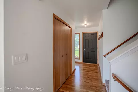 Entry Way - 409 Hickory Dr, Davis Junction, IL 61020 photo 1 of 3