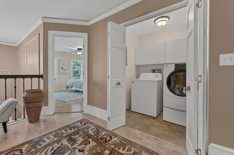 Entry Way - 110 Rolling Knolls Ave, Elgin, IL 60120 photo 5 of 6