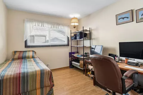 Bedroom - 1111 Dawes Ave, Wheaton, IL 60189 photo 2 of 2