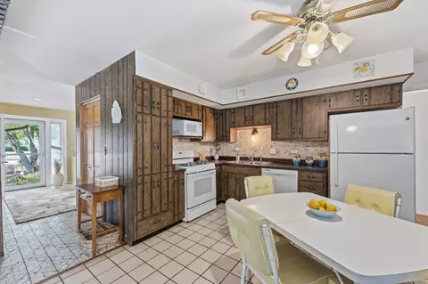 Kitchen - 3310 Plum Grove Dr, Rolling Meadows, IL 60008 photo 2 of 2