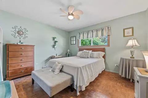 Bedroom - 3310 Plum Grove Dr, Rolling Meadows, IL 60008 photo 6 of 6