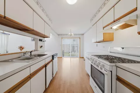 Kitchen - 7420 Maple Dr, Justice, IL 60458 photo 1 of 2