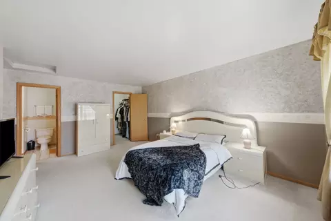 Bedroom - 7420 Maple Dr, Justice, IL 60458 photo 1 of 2