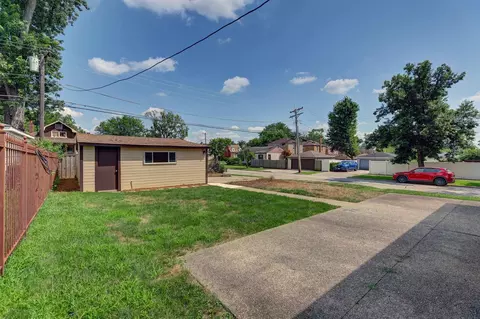 Exterior - 2347 S 17th Ave, Broadview, IL 60155 photo 6 of 6