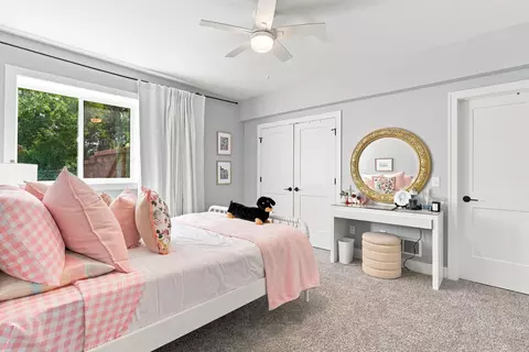 Bedroom - 1700 14th St, Dewitt, IA 52742 photo 4 of 7