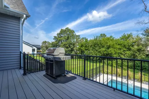 Exterior - 1700 14th St, Dewitt, IA 52742 photo 5 of 11
