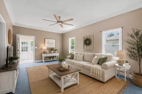 Living - 107 E Prairie St, Plano, IL 60545 photo 1 of 2