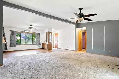 Living - 1815 Grandview Dr, Johnsburg, IL 60051 photo 3 of 5