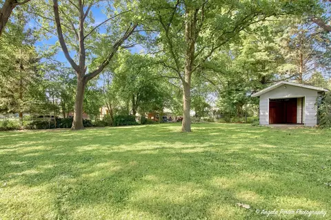 Exterior - 1815 Grandview Dr, Johnsburg, IL 60051 photo 6 of 8