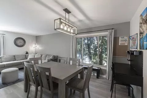Dining - 824 Royal Dr, Mchenry, IL 60050 photo 2 of 2